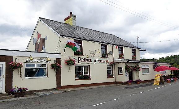 Prince Of Wales Inn Rhymney Bagian luar foto